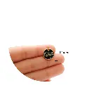 07109-Dije-esmaltado-negro-Dios-medidas.webp