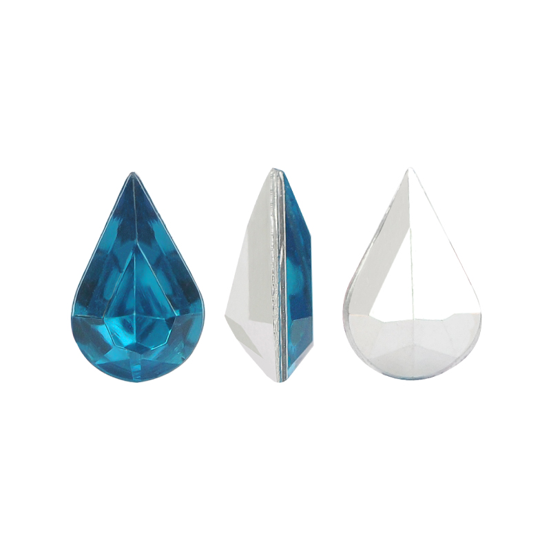 Acrilico K1017 gota con cono 5x8mm blue zircon 39 x und