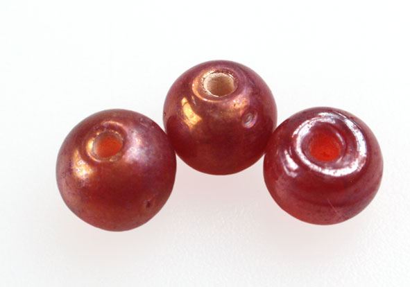 Vidrio hindú 6mm redondo 121-G rojo AB x und