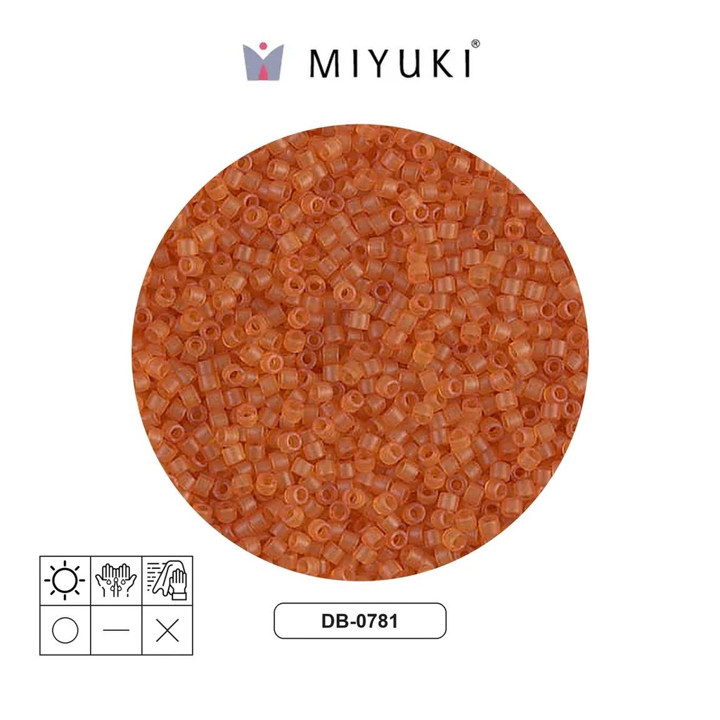 Miyuki delica 11/0 DB0781 mate transparente amarillo x 50g