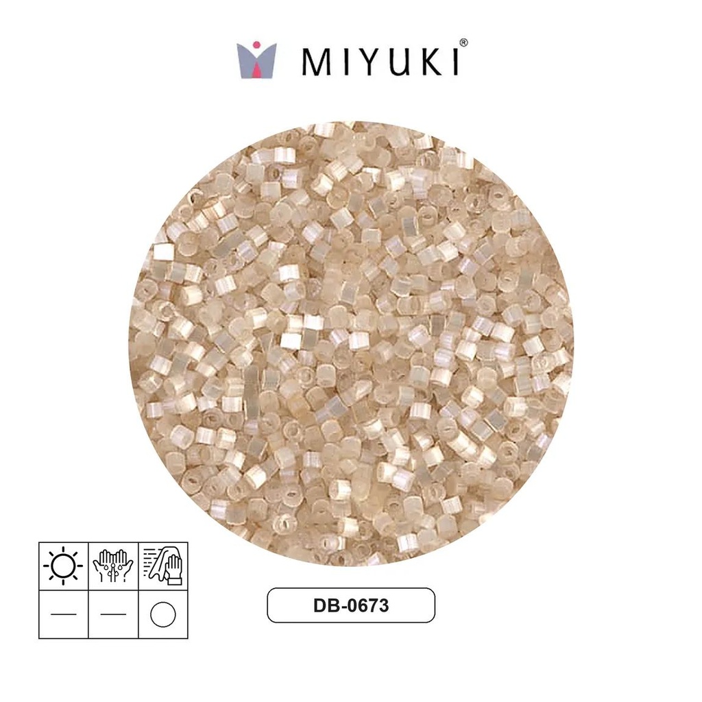Miyuki delica 11/0 DB0673 antique ivory satin x 50g