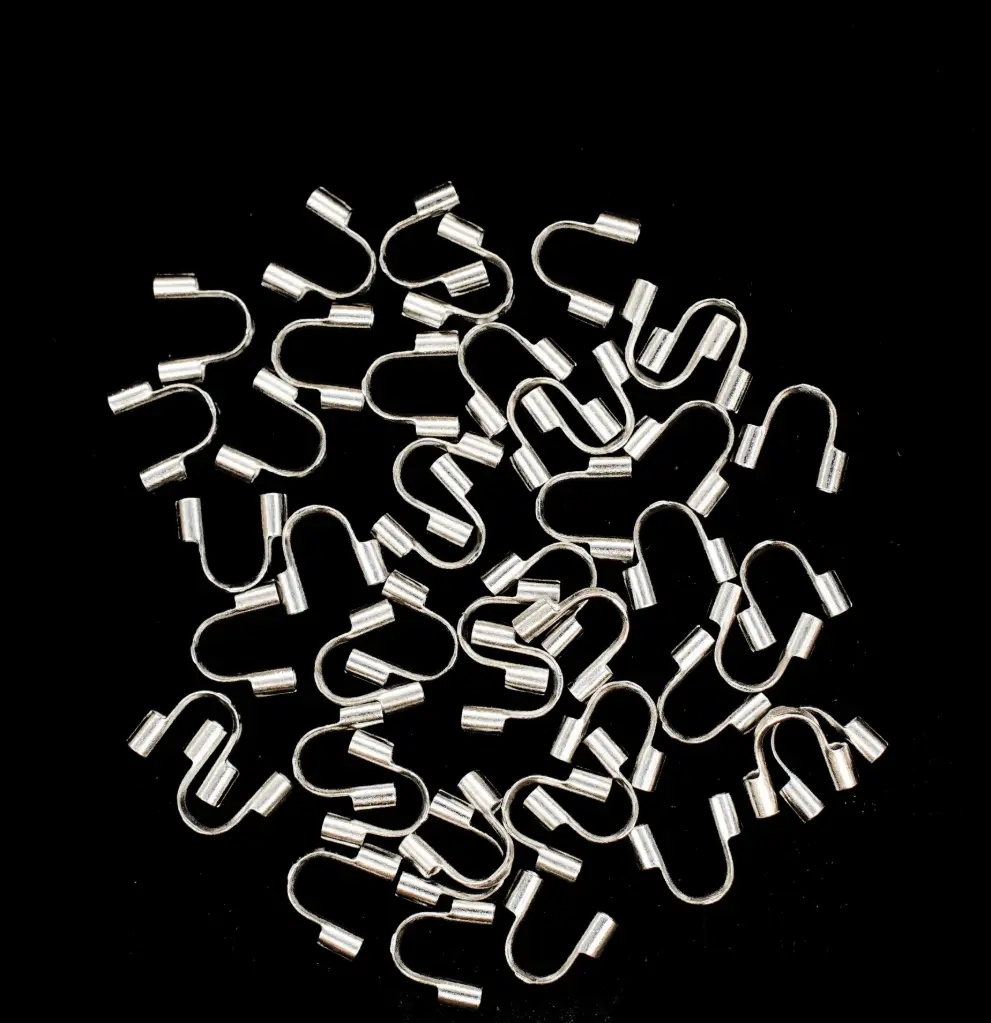 Terminal protector acero plateado 4mm x 100 unds 