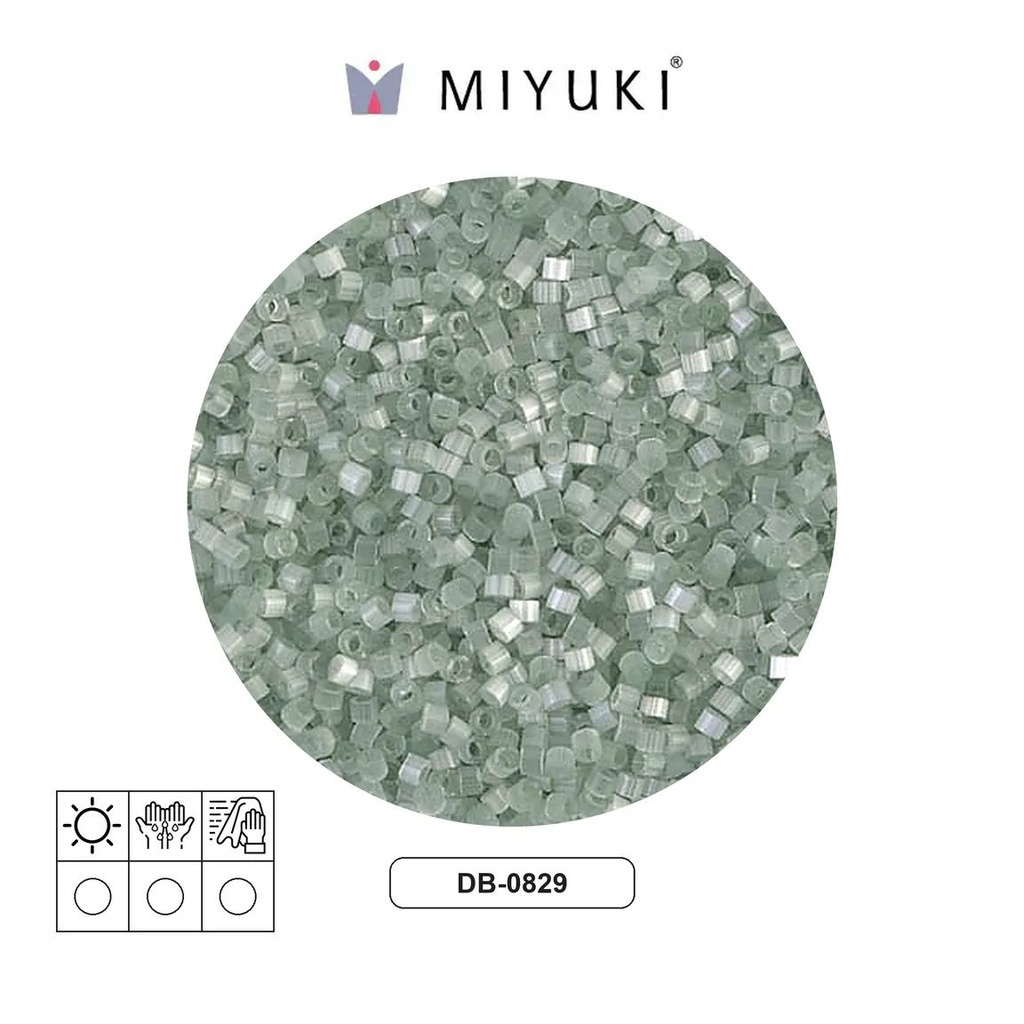 Miyuki delica 11/0 DB0829 verde sedoso satinado x 50g
