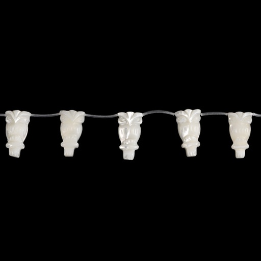 Buho 15x27mm Madre perla blanco x 12unds