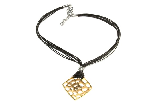 Collar N110662 PVD gold x und (copia)